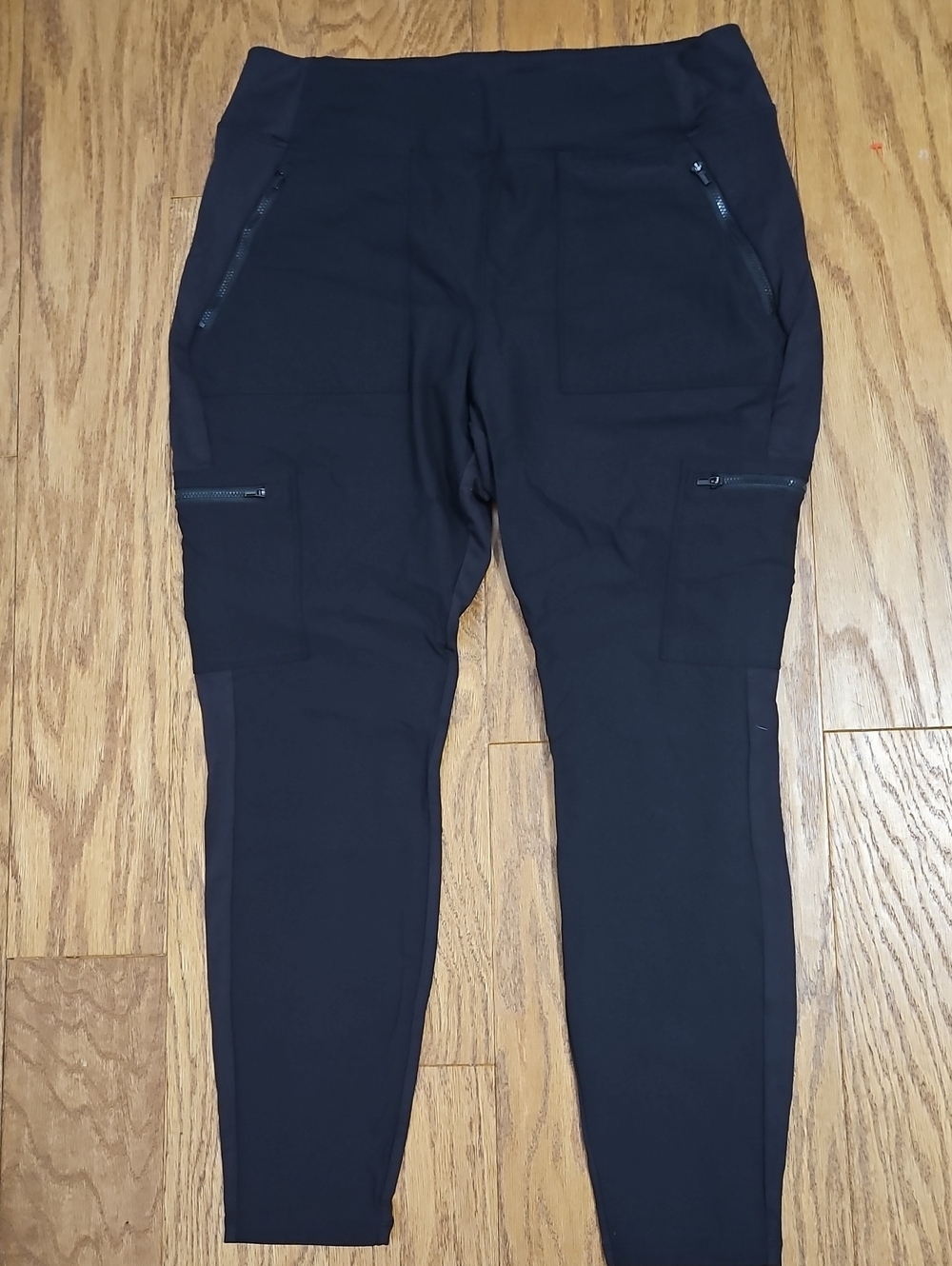 Athleta Black Headlands Hybrid Cargo Tight, Size 16 - Picture 4 of 8